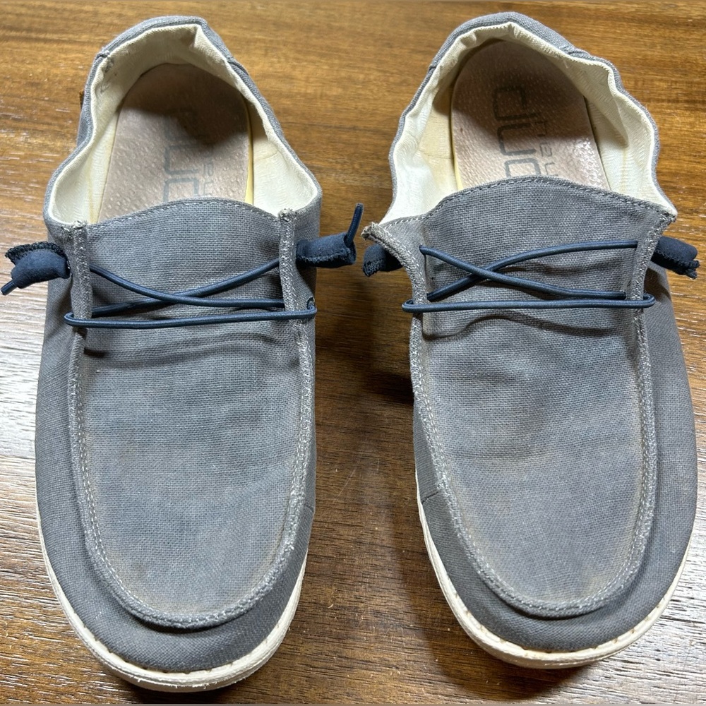 Hey Dude Size 10 Wendy Chambray Navy White (Grey) Shoes - Picture 3 of 6